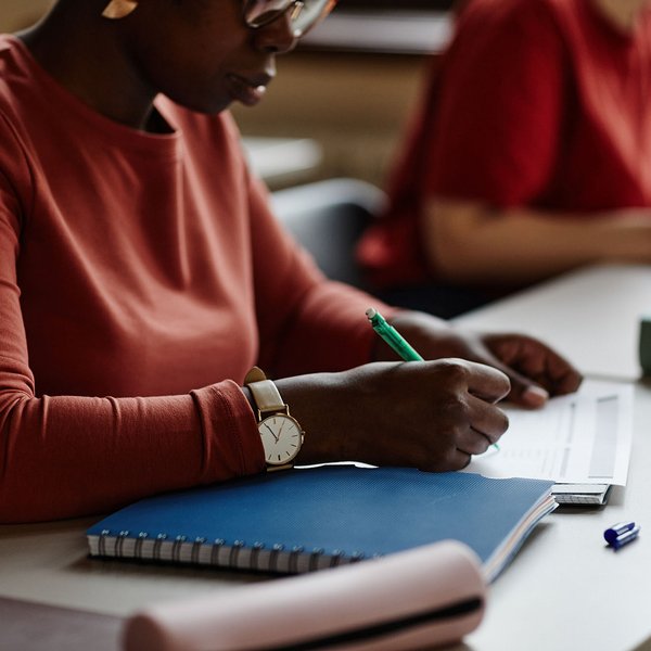 How to Write a Compelling Personal Profile for Your CV! How to Write a Compelling Personal Profile for Your CV!